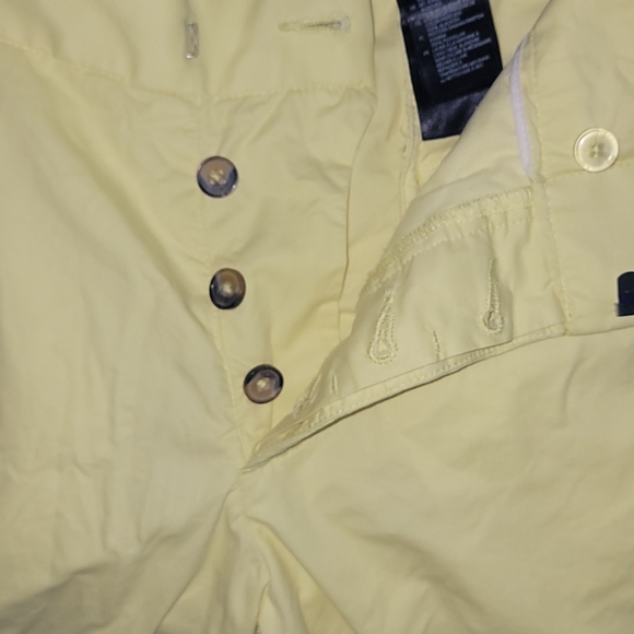 H&M SLIM FIT FLAT FRONT SHORTS - Picture 5 of 7